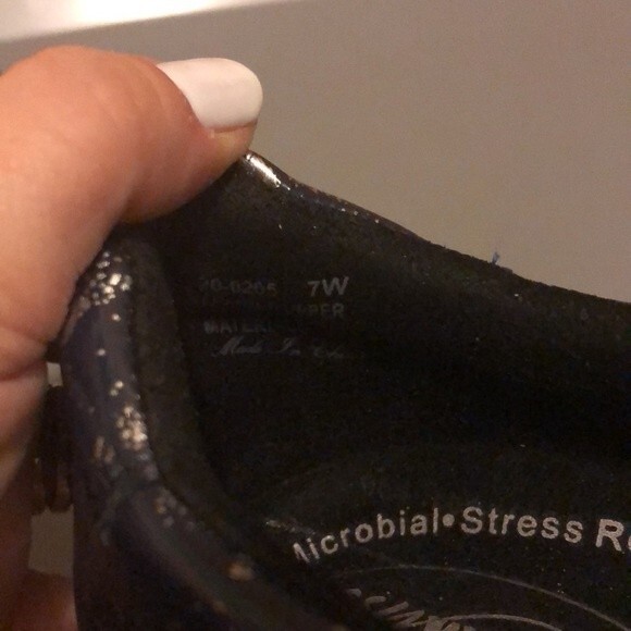 Easy works by easy street nursing shoes size 7W - Picture 7 of 8